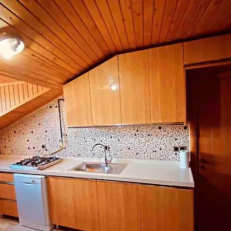 Apartment Eyupsultan Da Essiz Manzarali Modern Cati Kati